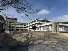 亘理中学校　徒歩35分