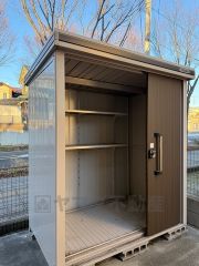 タイヤやアウトドア用品などの保管に便利