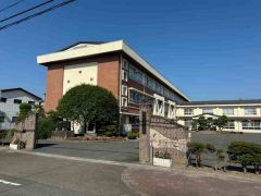 中新田中学校 徒歩20分