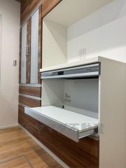 炊飯ジャーを使用する際便利な水蒸気排出ユニット付き