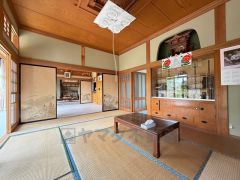 続き間和室。お客様が沢山いらしても安心です。