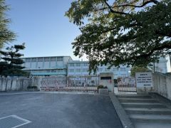 荒巻小学校徒歩5分